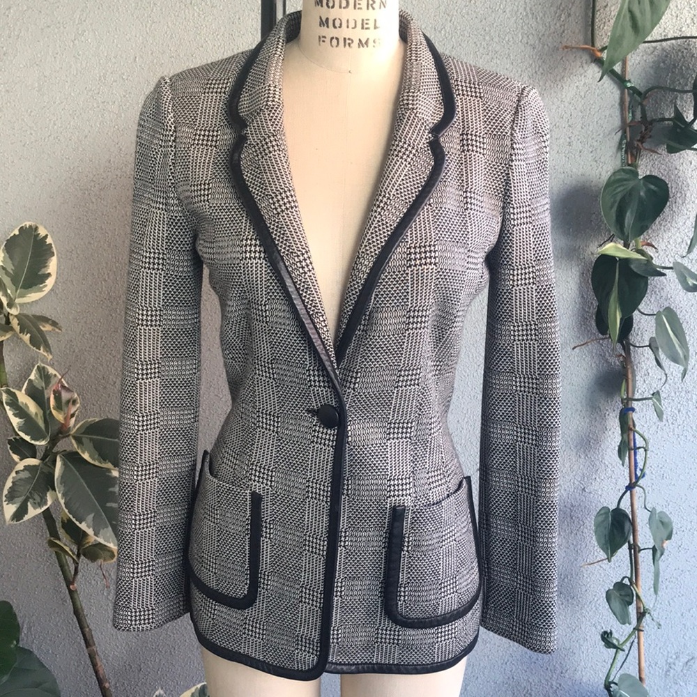 ST JOHN | Wool Houndstooth Leather Trim Blazer Jacket